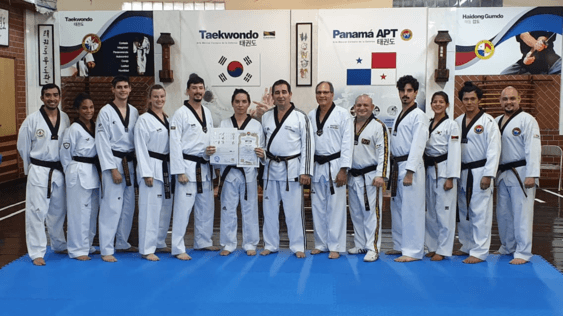 Read more about the article Gran Maestro de Taekwondo Joel Leon